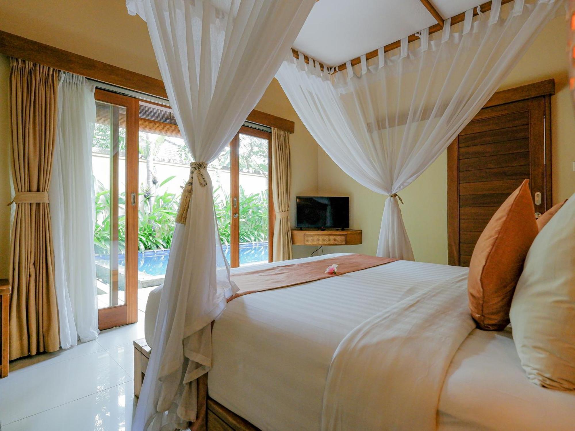 Lasanti Villas Seminyak Exterior photo
