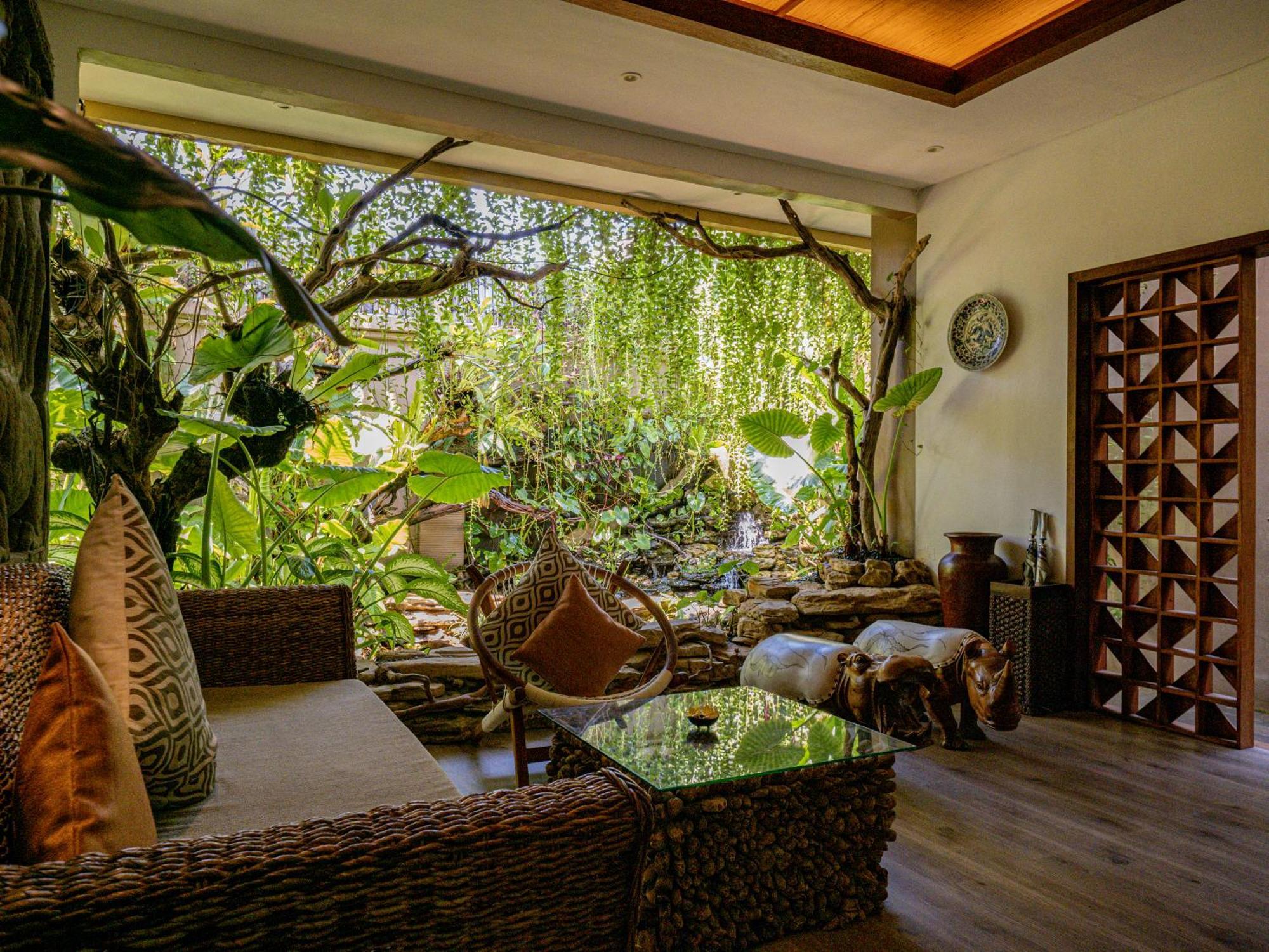 Lasanti Villas Seminyak Exterior photo